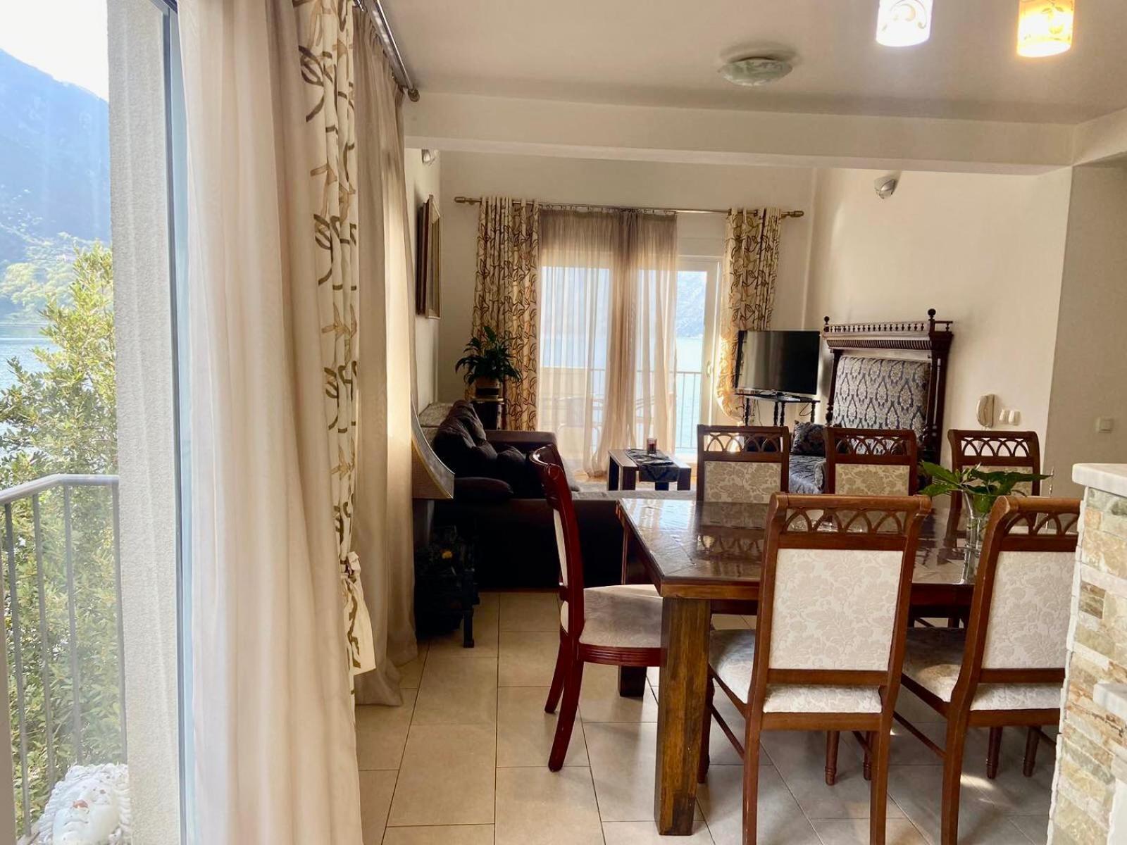 Apartment Ivanisevic 2 Kotor Eksteriør billede