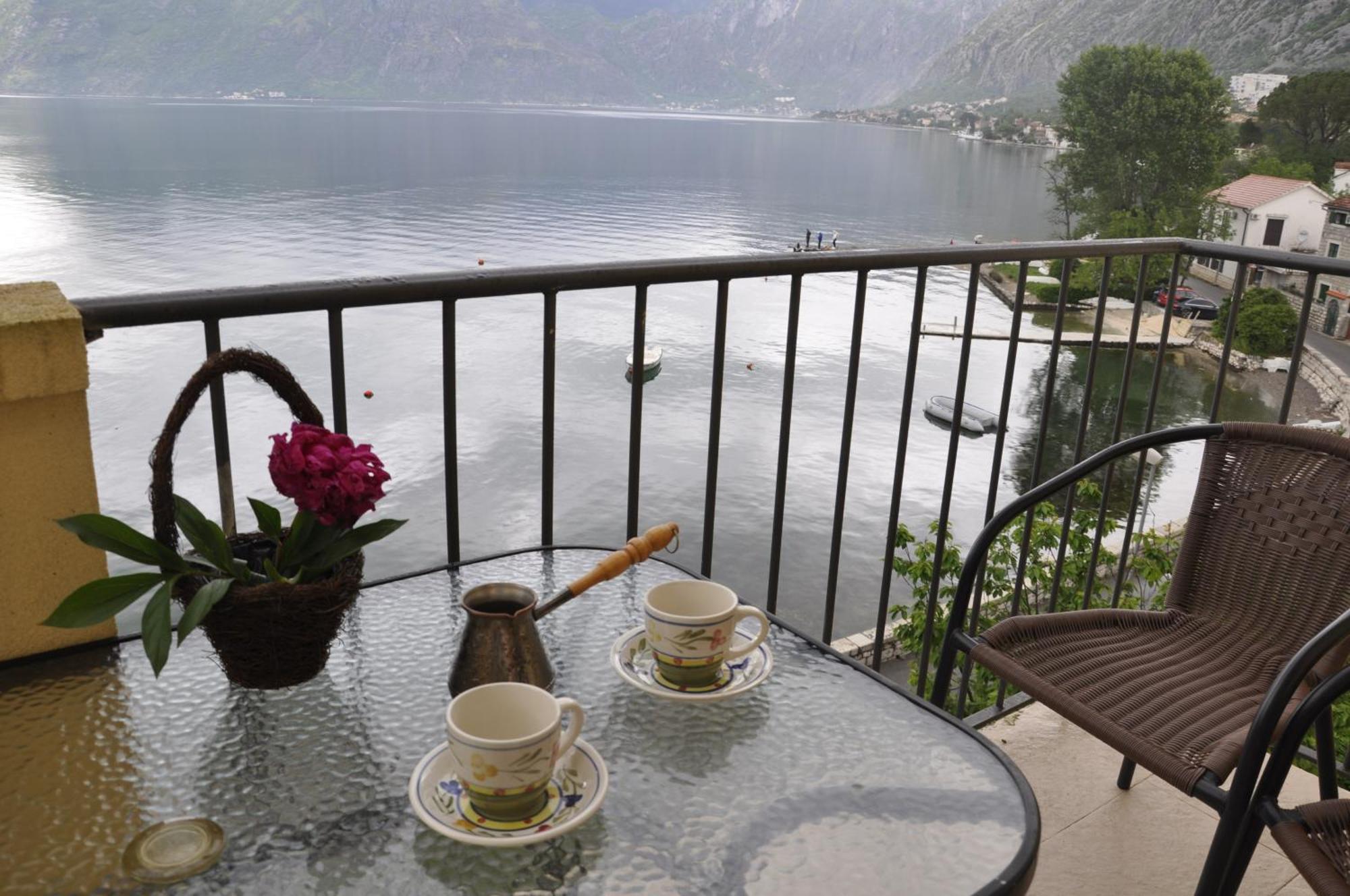 Apartment Ivanisevic 2 Kotor Eksteriør billede