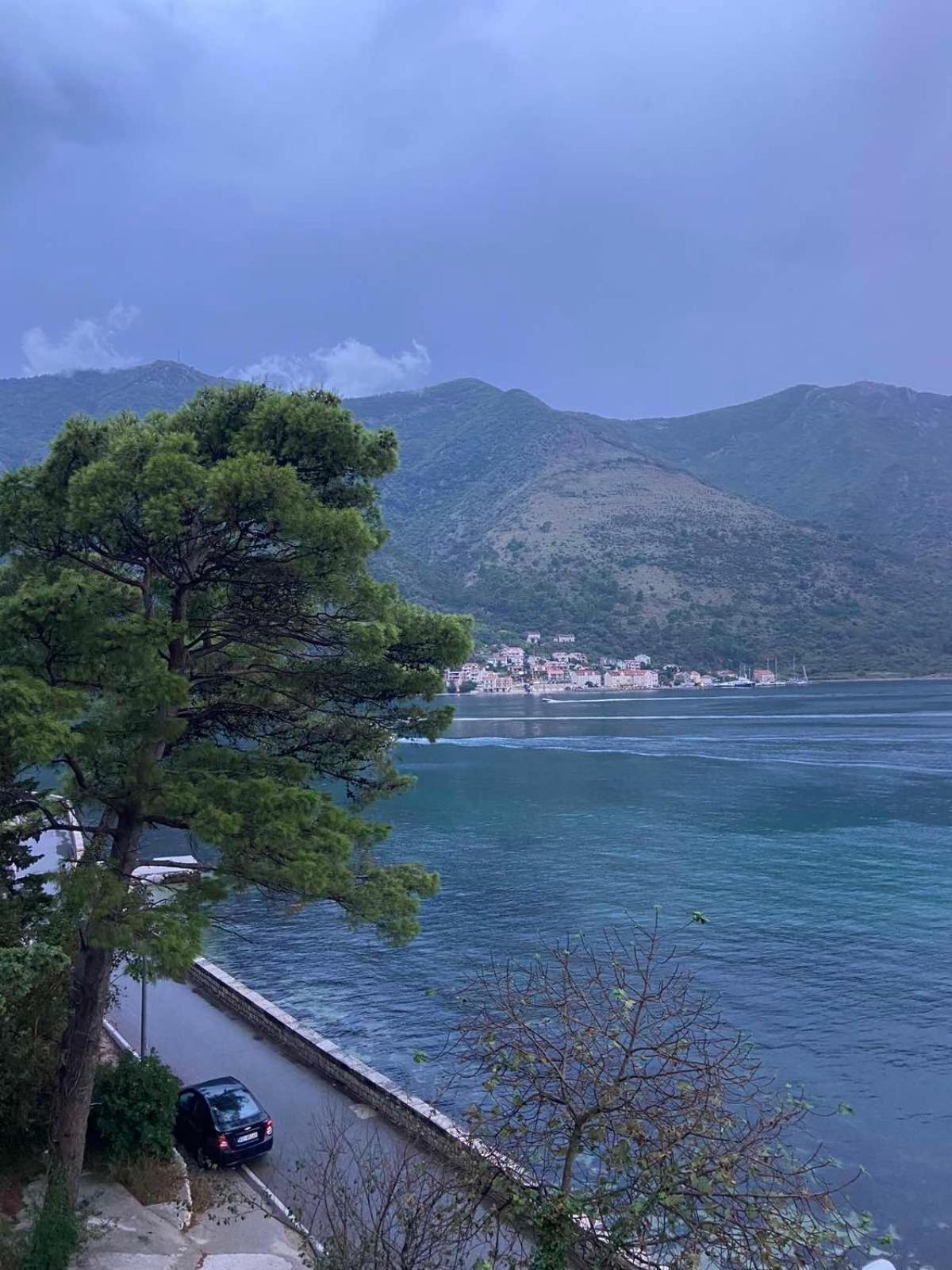 Apartment Ivanisevic 2 Kotor Eksteriør billede
