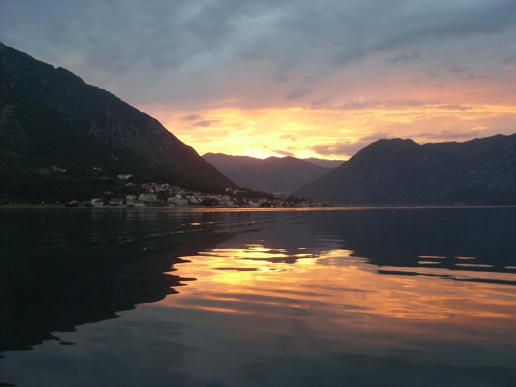 Apartment Ivanisevic 2 Kotor Eksteriør billede